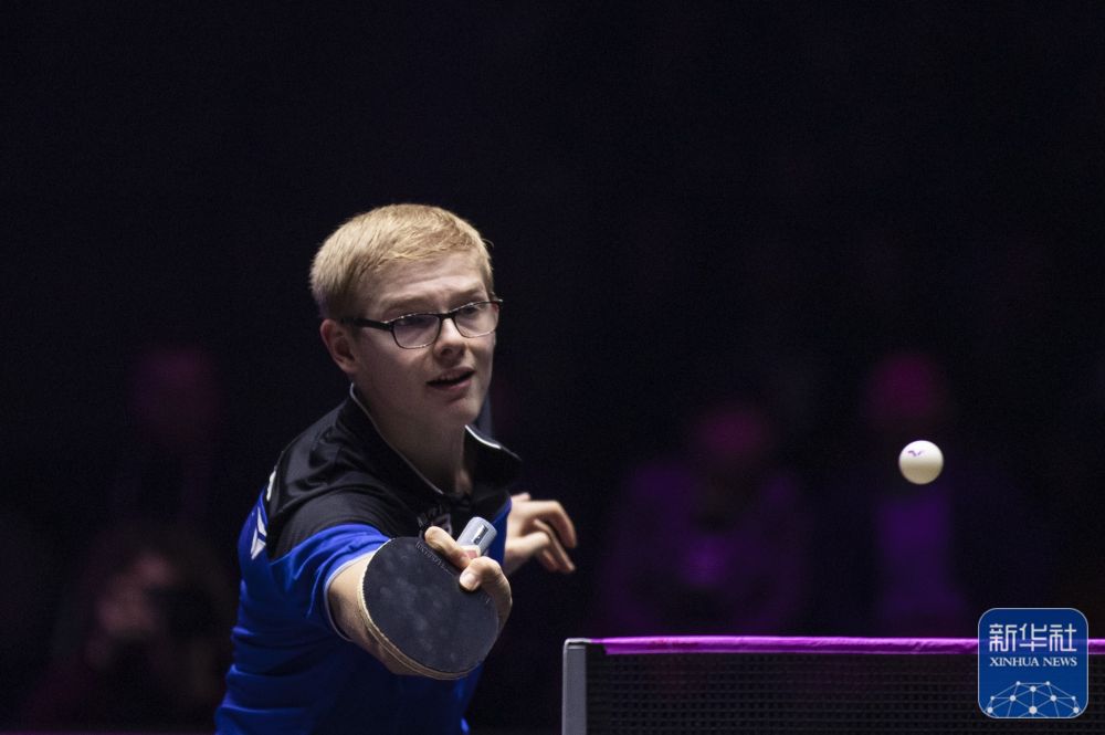 轻人开始怀 轻人开始怀