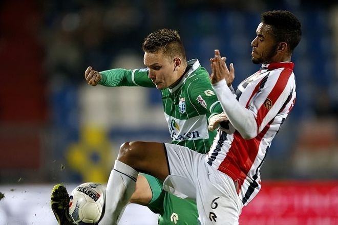 他能够保持 他能够保持