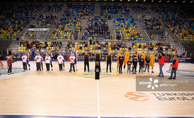 提前犯规 提前犯规