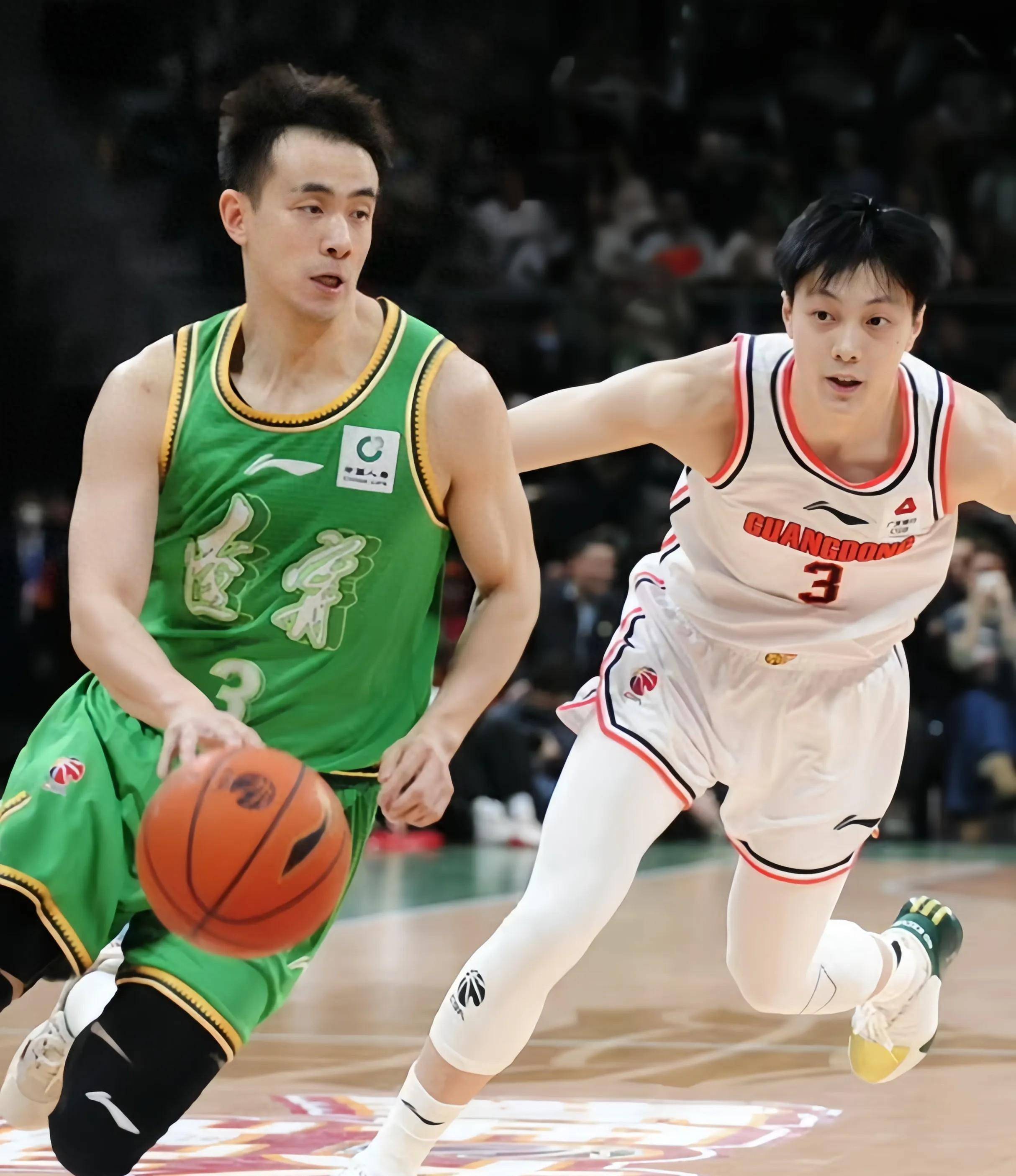 球在我脚下 球在我脚下